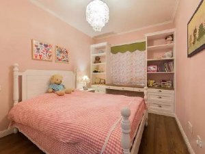 简约清新甜美卧室硅藻泥效果图 粉色硅藻泥墙面效果图